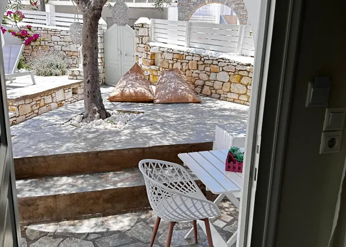 Lägenhetshotell Dafni's Philoxenia 4*