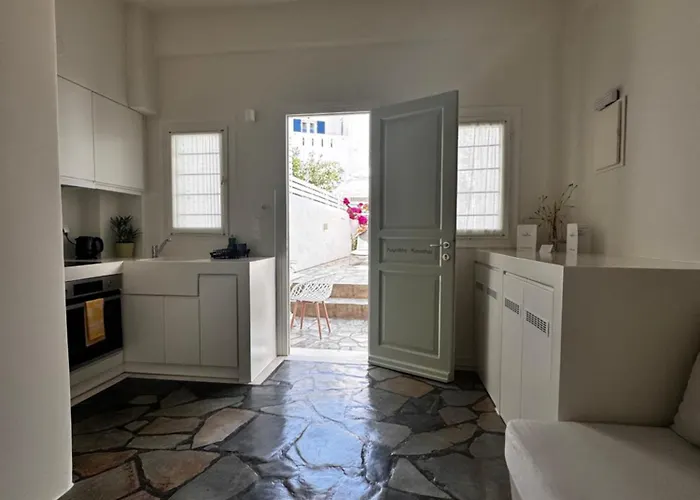 Dafni's Philoxenia Lägenhetshotell 4*