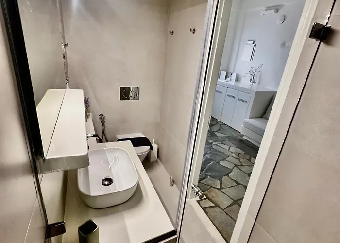 Dafni's Philoxenia Lägenhetshotell 4*