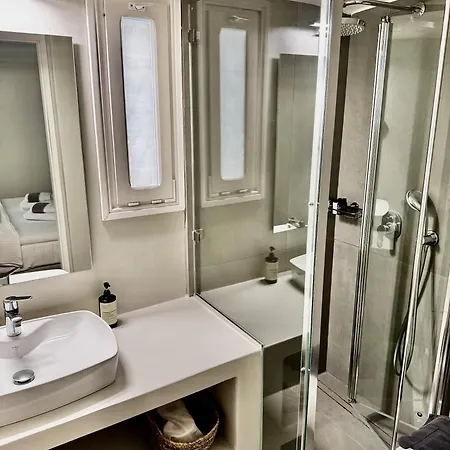 Dafni's Philoxenia Aparthotel Naousa (Paros)