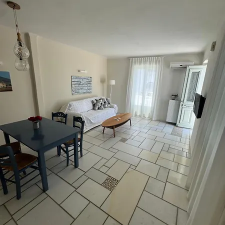 Dafni's Philoxenia Aparthotel